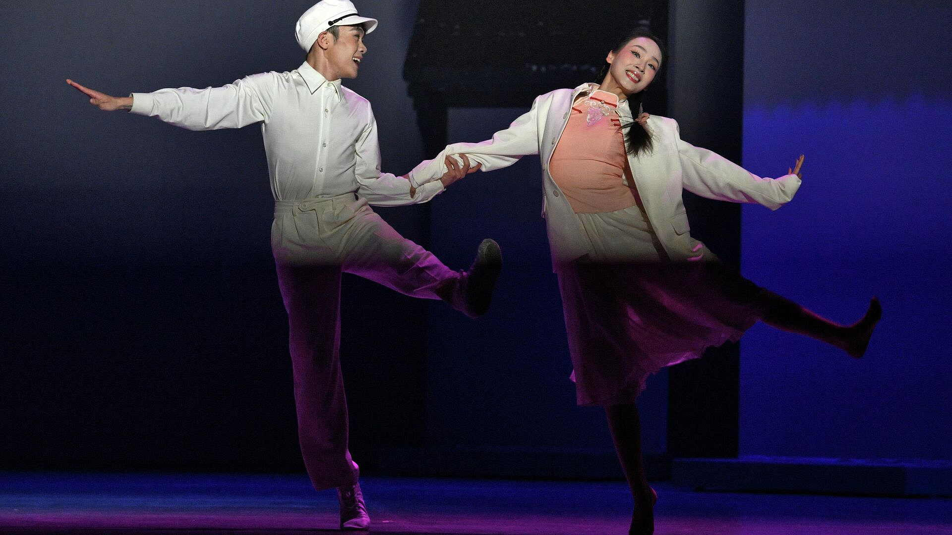 Пластический спектакль из Китая показали на XIX Зимнем фестивале в Сочи