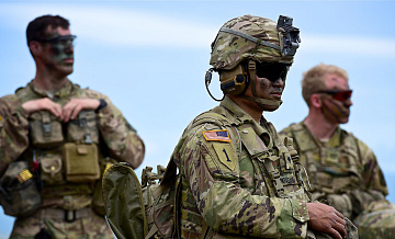 СМИ сообщили о переброске американских военных из Катара в Бахрейн