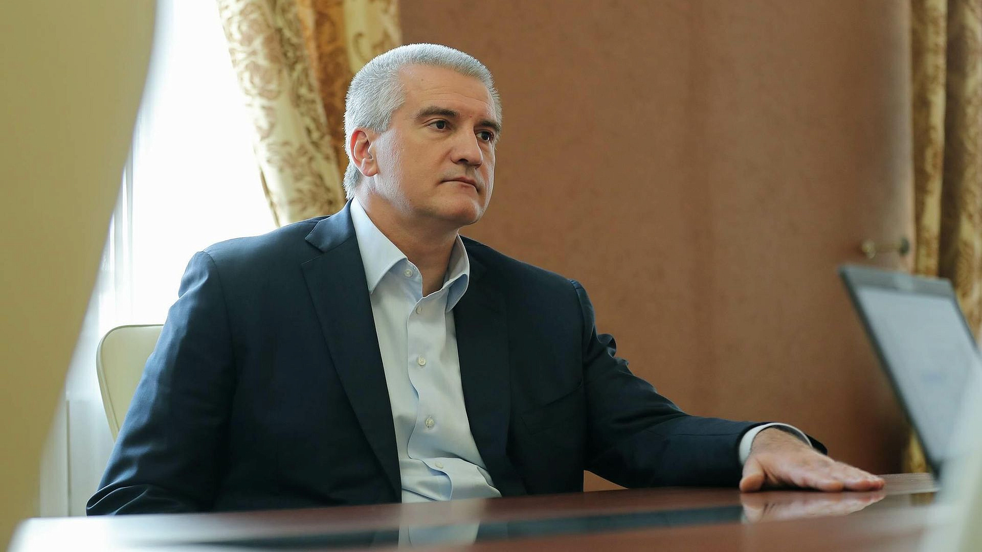 Аксенов назвал задержанного ФСБ жителя Фороса предателем 