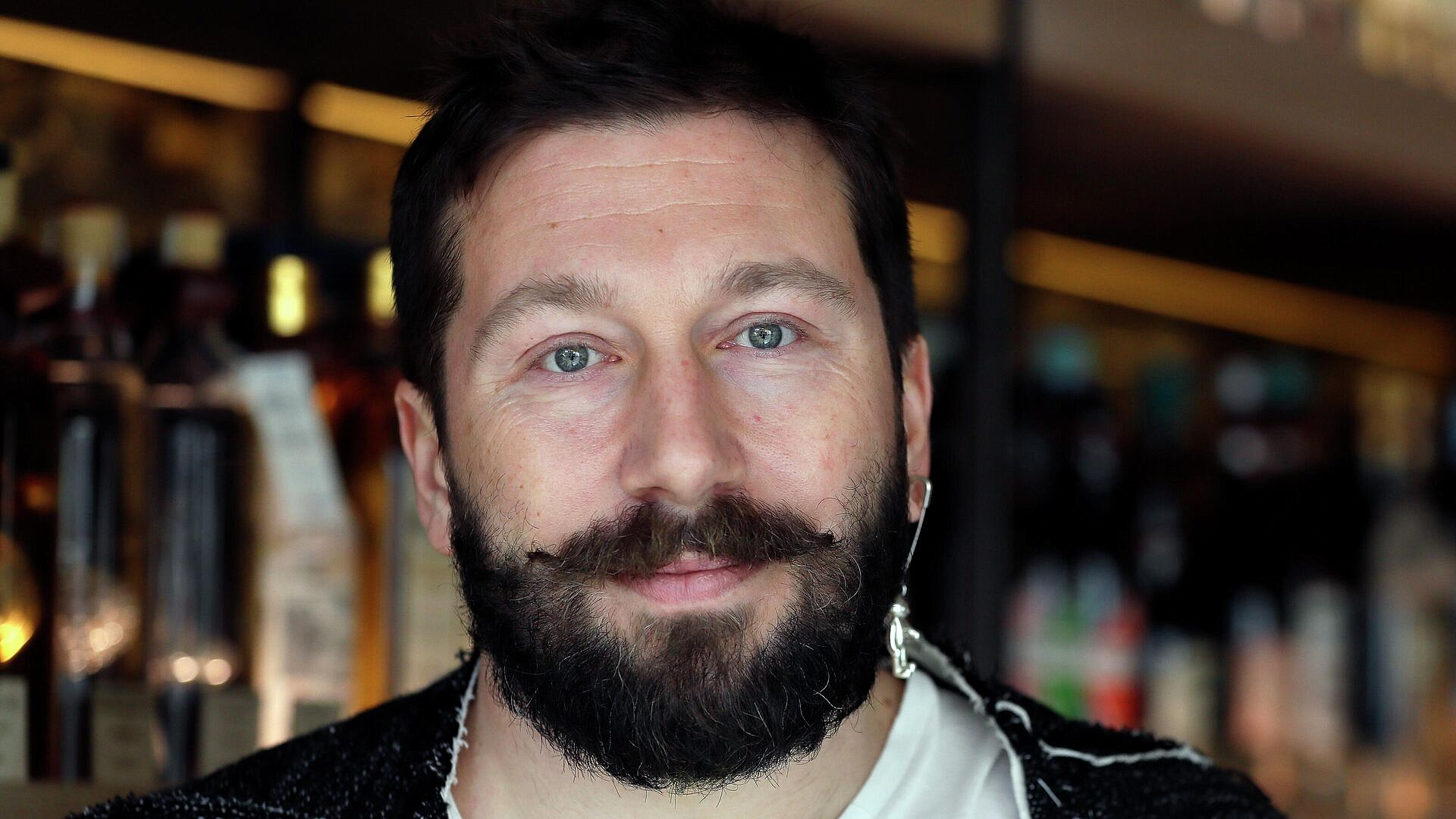 ����������* �������� � ��������������� ������ �� ����� �� �������� � �����