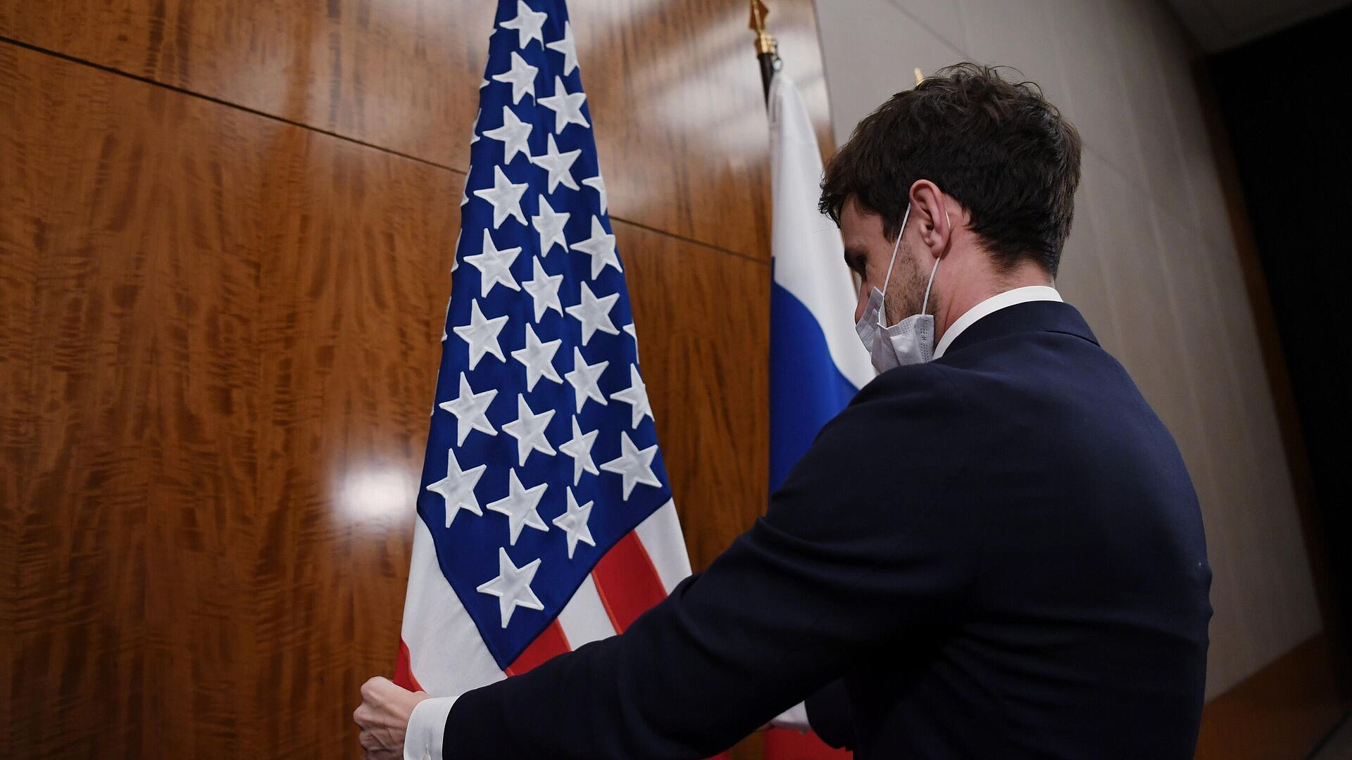 � ������ �������� �� ������ � ������� ������ � ��� �� �������������