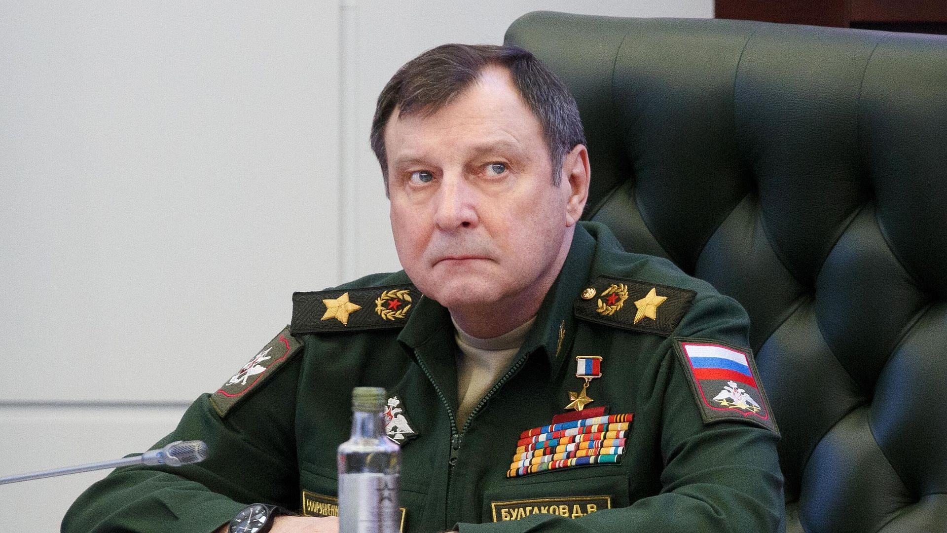Суд продлил срок ареста бывшему замминистра обороны Булгакову
