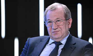 Глава РАН рассказал о работе над противораковой вакциной