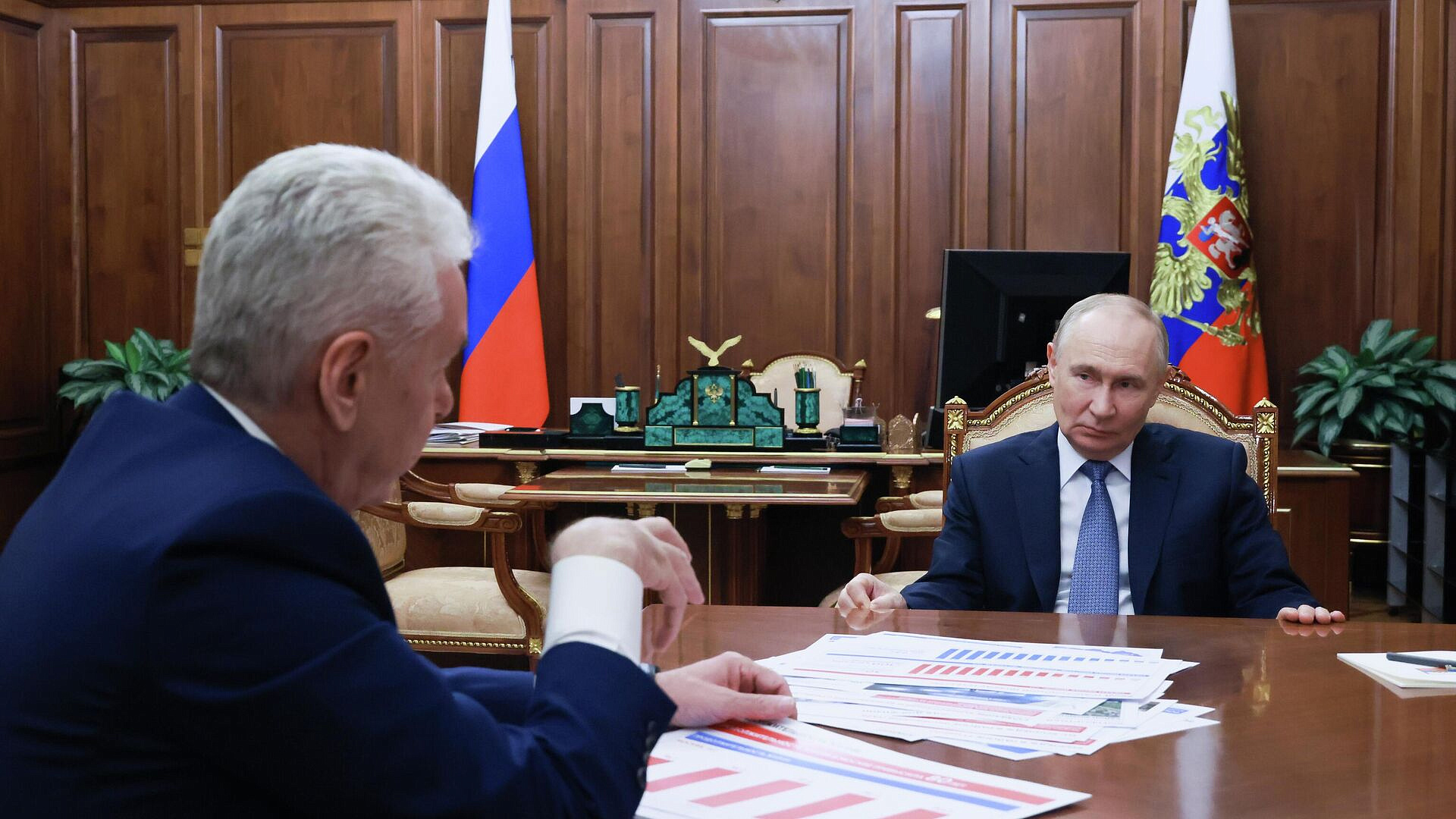 Путин пожелал команде Собянина успехов