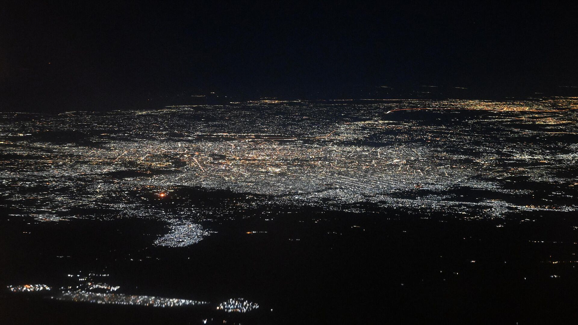 Ирак объявил форс-мажор на всех нефтяных месторождениях, пишут СМИ