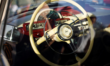 Мантуров назвал сроки начала производства новой "Волги"