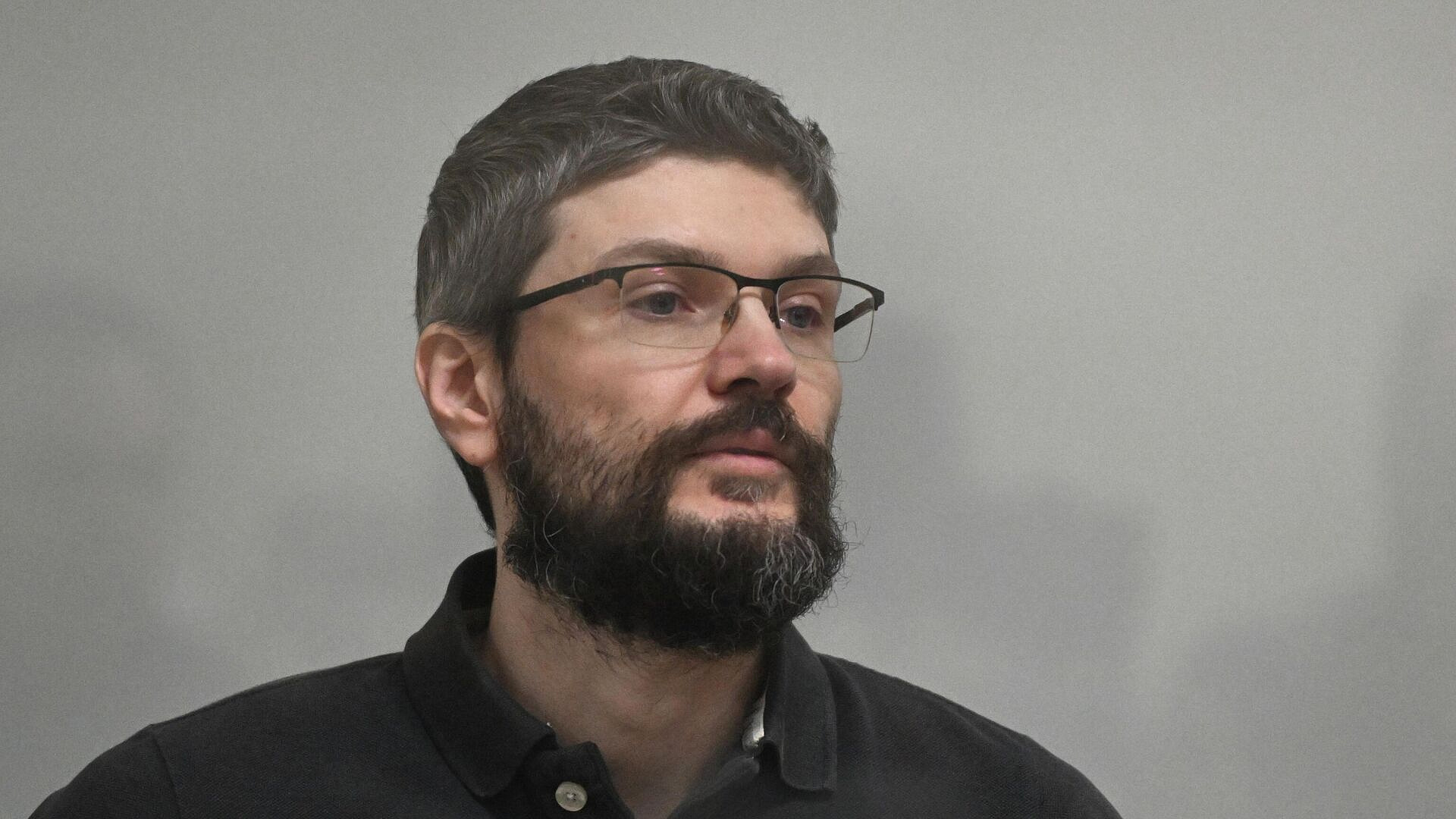 Защита пасынка Стаса Намина обжаловала приговор за убийство бабушки и брата