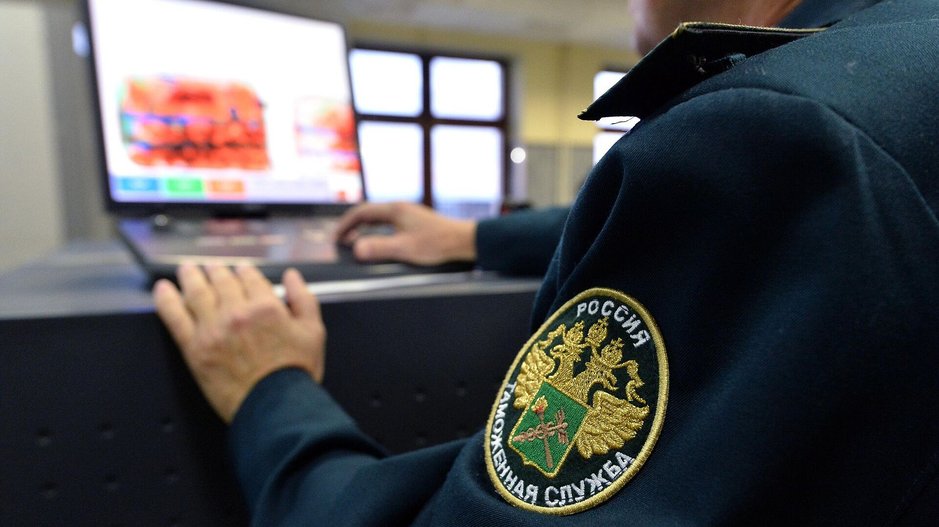 ФТС в январе увеличила перечисления в бюджет России в 1,4 раза