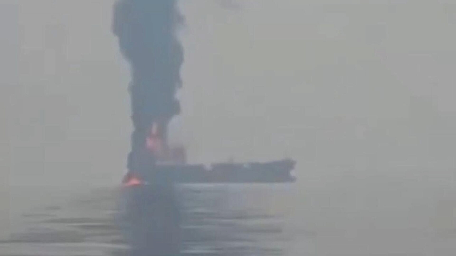 ВМС Ирана заявили о ракетных ударах в Ормузском проливе