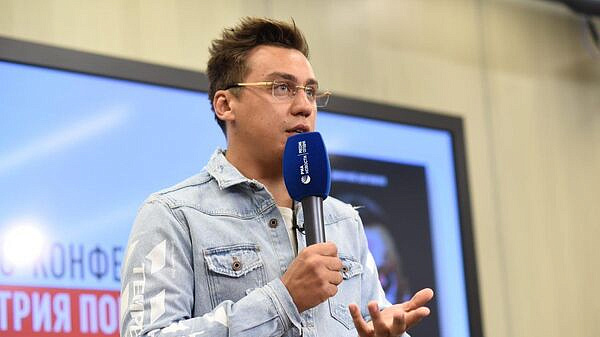 Бизнес-коуч Портнягин сообщил о задержании жены