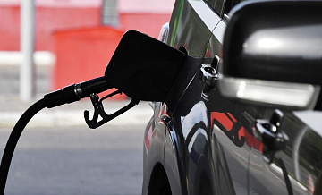 Легковушки на плаву: автолизинг удерживает рынок от серьезного падения