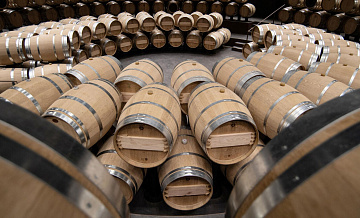 Виноделы призвали повысить пошлины на ввоз вина из стран НАТО в Россию