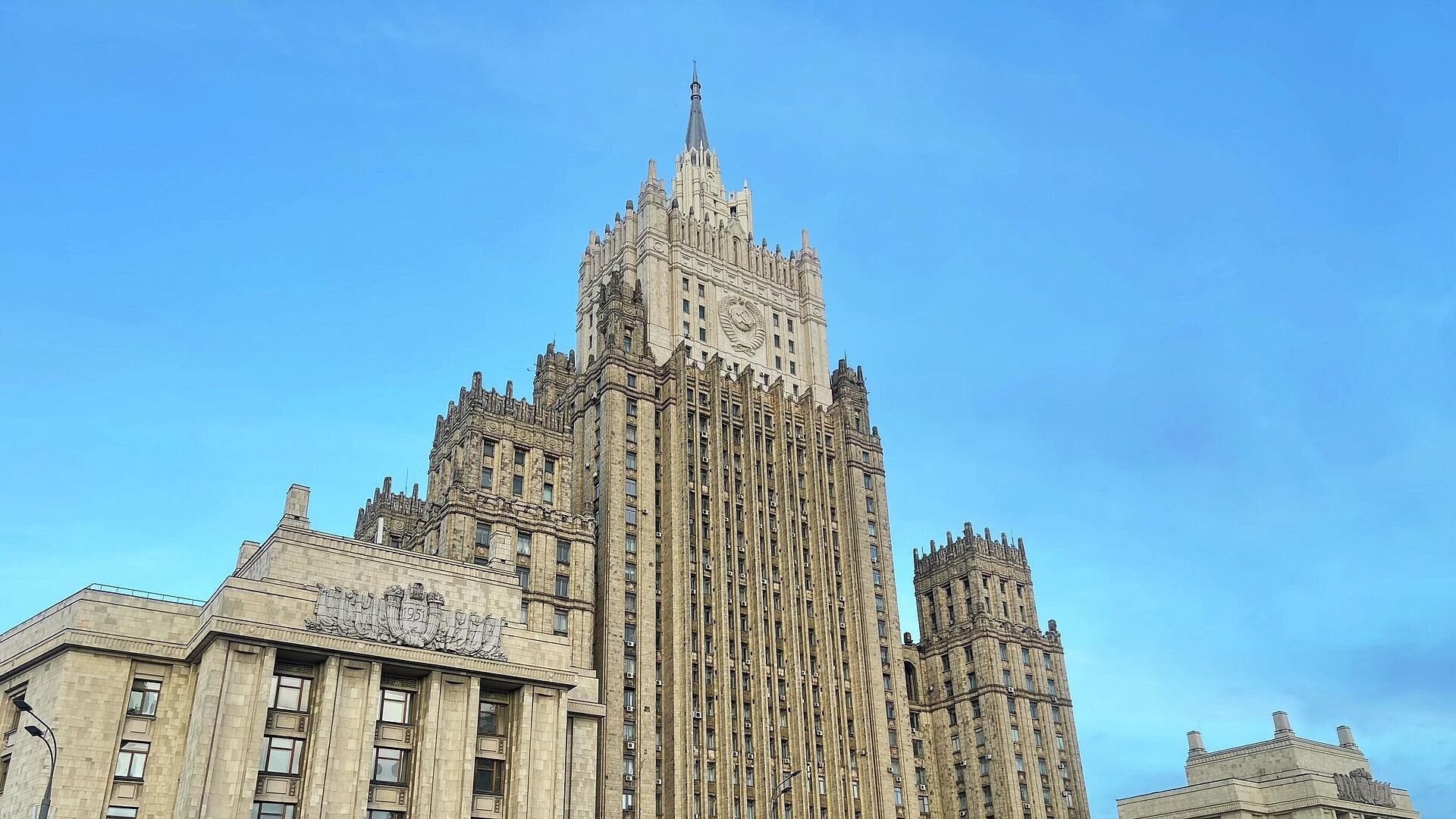 МИД осудил планы Армении допросить 103-летнего ветерана ВОВ