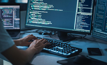 В работе соцсети X произошли масштабные сбои