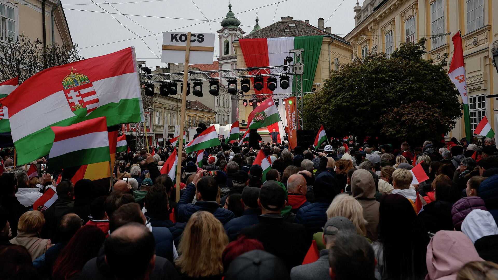 Украина готовит провокации после выборов в Венгрии, считает эксперт