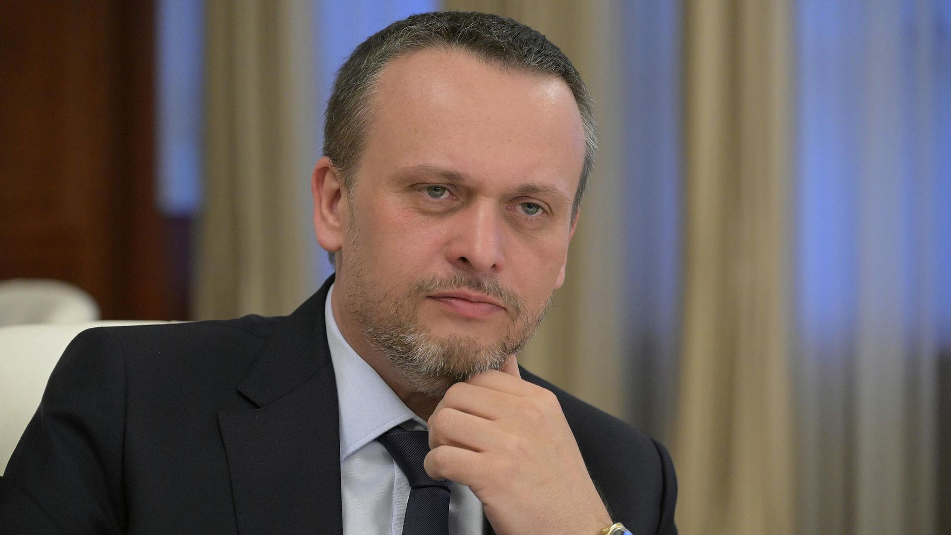 Никитин призвал наладить выпуск спецтехники для ветеранов СВО