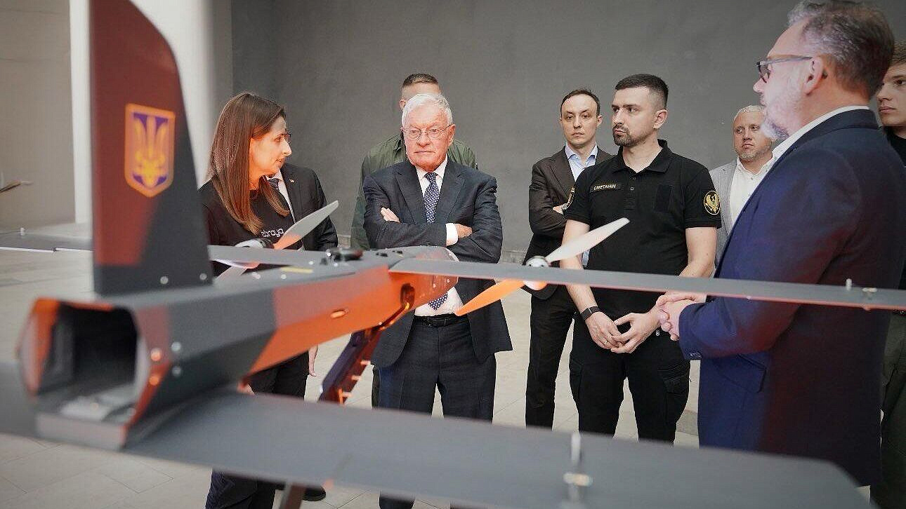 ������� ���� �������� � ���������� ���������� � ����� ����������