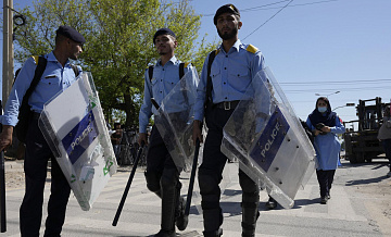 В Пакистане во время антиамериканских протестов погибли 20 человек