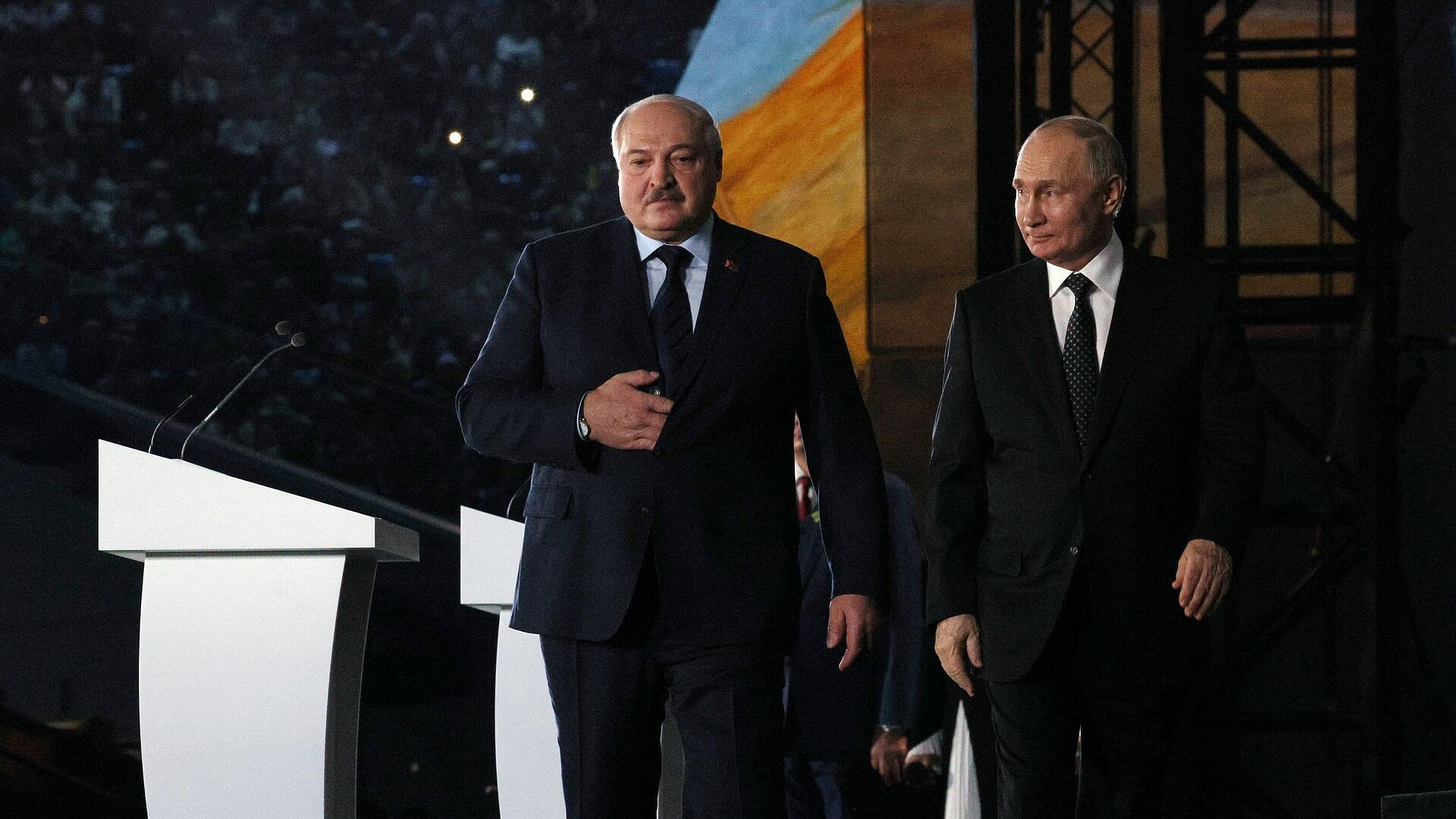 Путин провел телефонный разговор с Лукашенко 