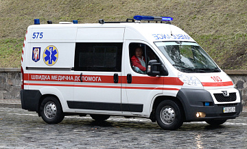 В Днепропетровске сотрудник военкомата сбил ребенка на детской площадке