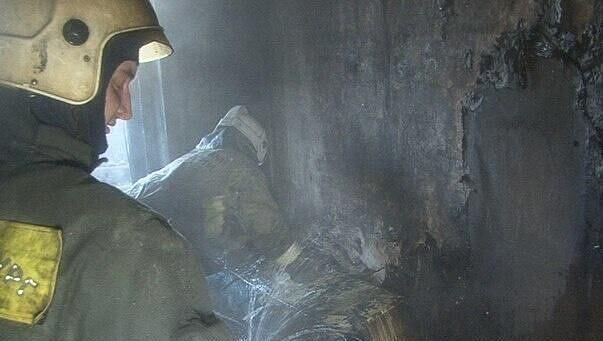 В Петербурге три женщины пострадали при пожаре в квартире