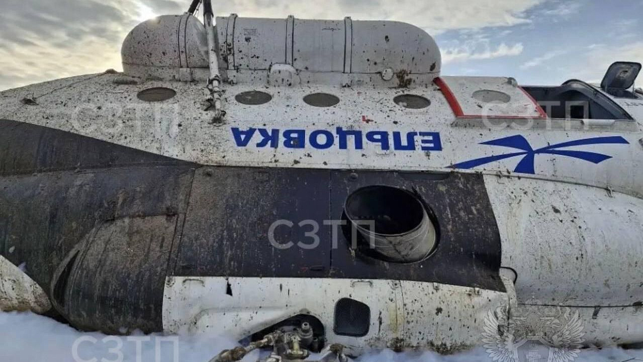 В Коми два человека получили травмы средней тяжести при ЧП с вертолетом