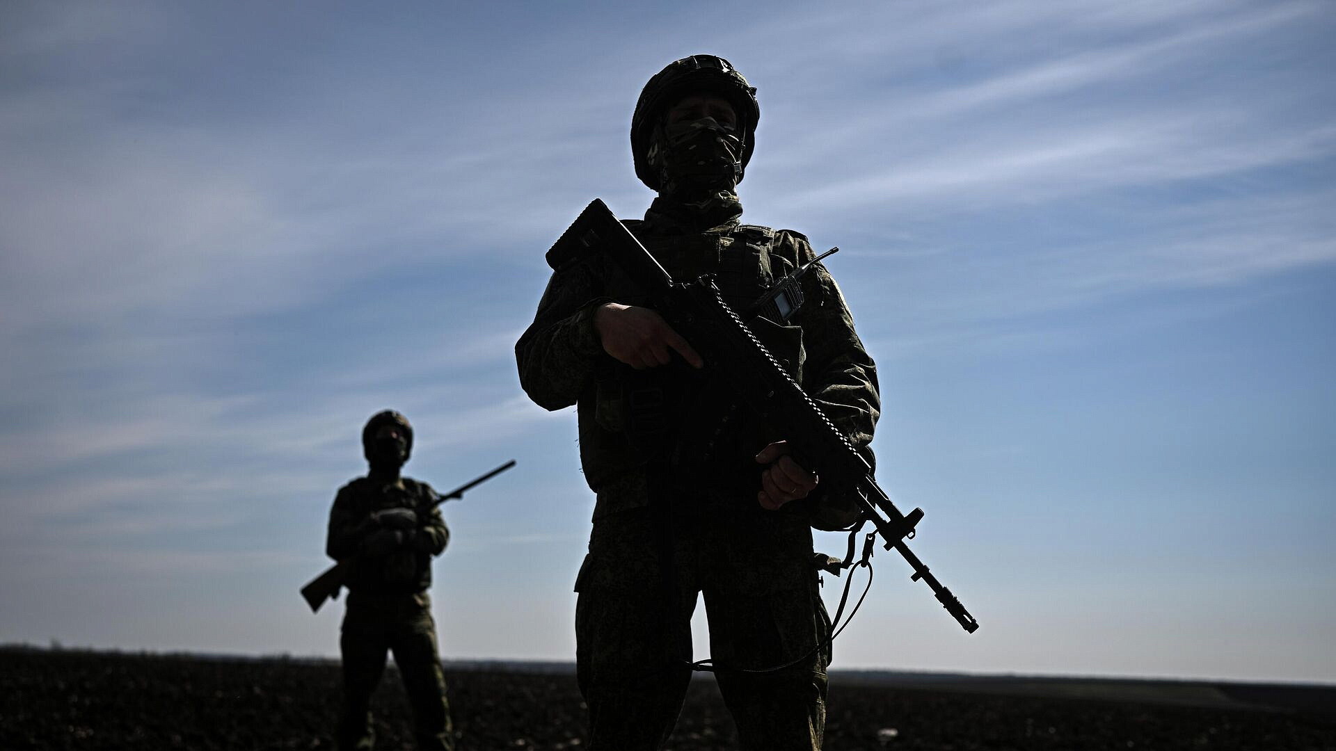 ВСУ потеряли более 295 военных в зоне действия "Востока" за сутки