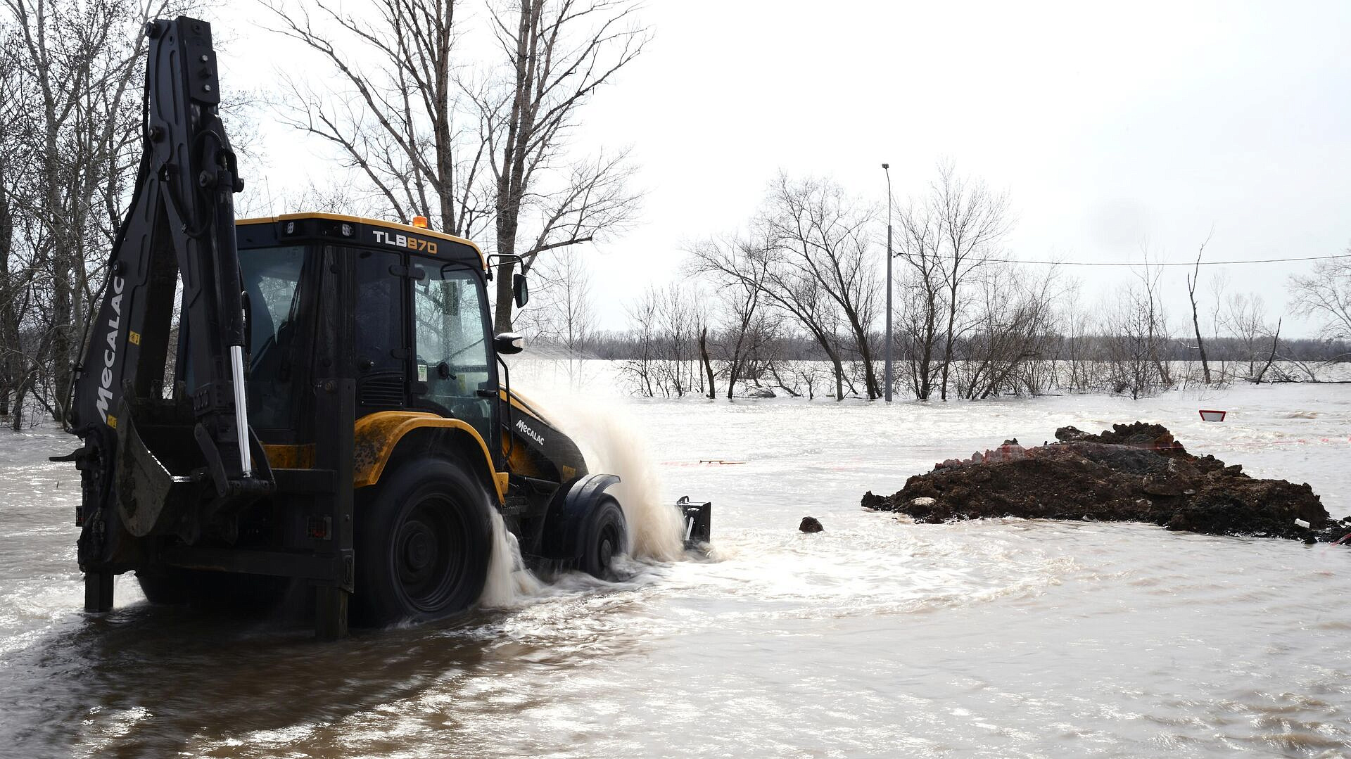 Уровень Урала у Оренбурга поднялся до 1147 сантиметров