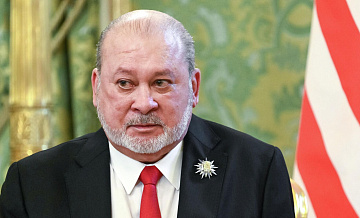 Путин встретил верховного правителя Малайзии в Эрмитаже